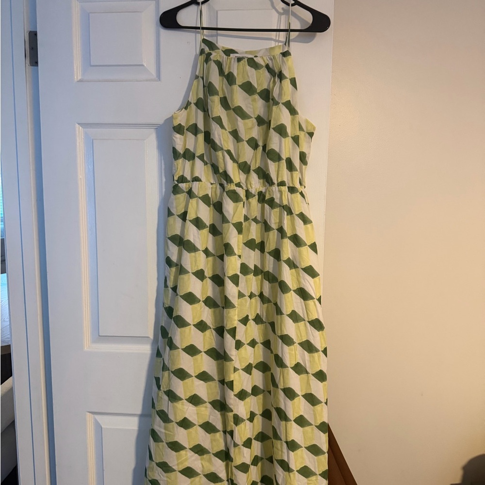 Banana Republic Green and White Geometric Maxi Dress